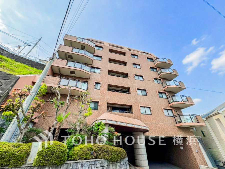 時間のゆとりと空間、爽やかな陽光がもたらす光と風を贅沢なまでに感じる暮らしが始まります。