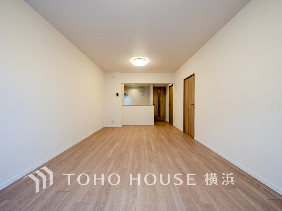 たくさんの想いが美しいカタチに彩られた時、そこにはひと時のくつろぎが生まれ、ゆっくりと愛着が育まれていきます。