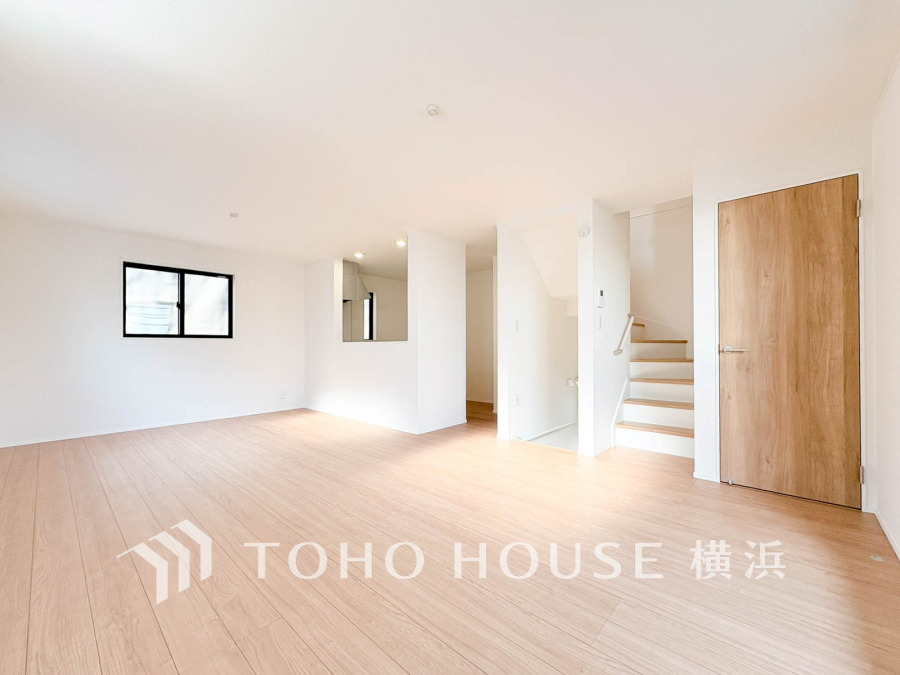 一日の中で多くの時間を過ごすことになる住まいだからこそ、いつも穏やかな空間であるように心掛けています。構成する建材などへの配慮が、住まう方の健康を守ります。