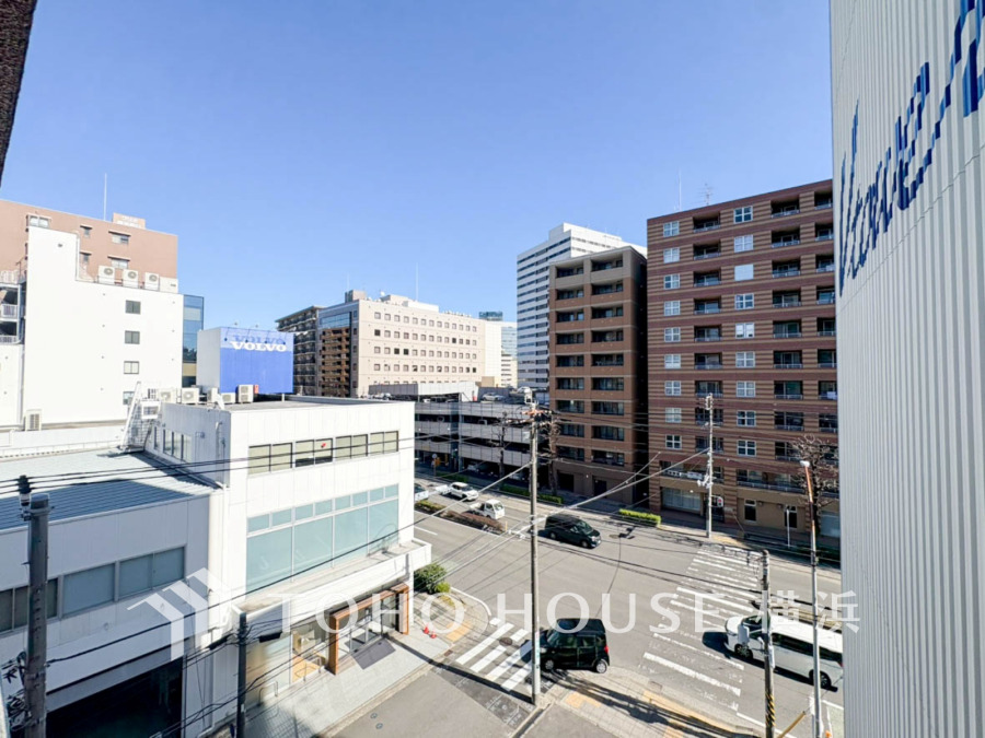 時間のゆとりと空間、爽やかな陽光がもたらす光と風を贅沢なまでに感じる暮らしが始まります。