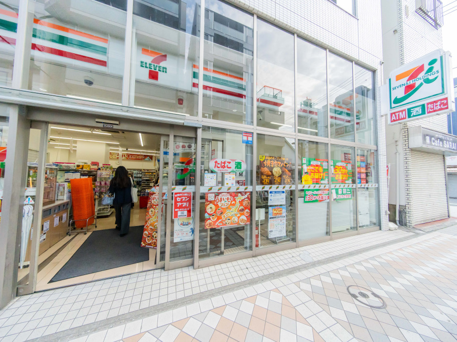 セブン-イレブン横浜藤棚商店街店まで　約650ｍ