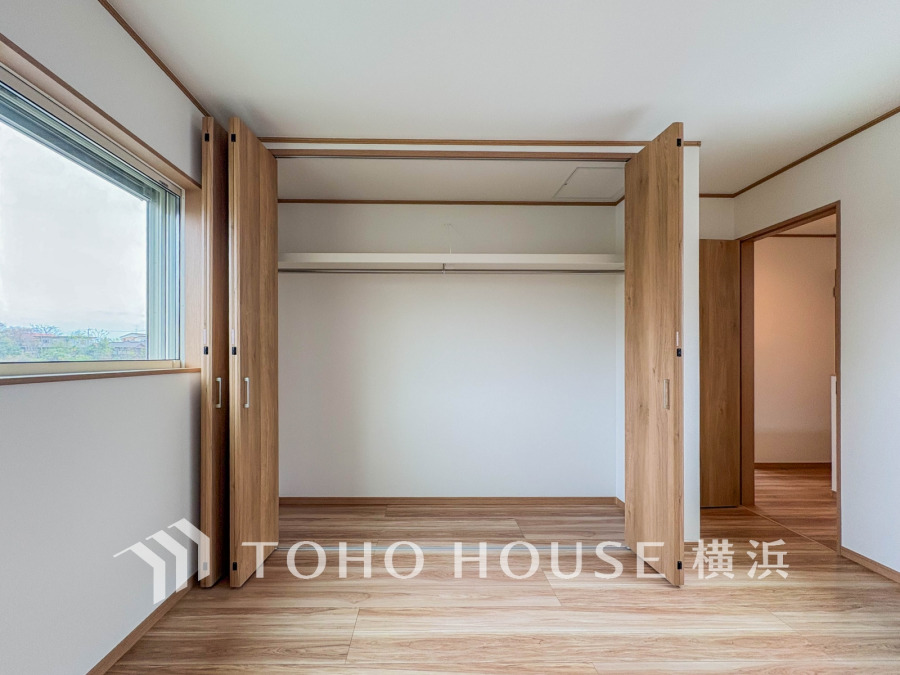 お客様の求める本当の“住み心地”とは何なのか。そのための一手間一工夫を惜しみません。街並みや周辺の環境に呼応しながら、美しく、そして毎日の暮らしを考慮した機能性の高い住まい。