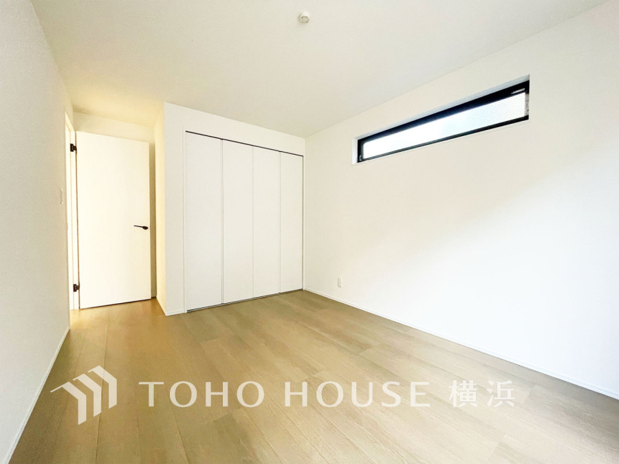 穏やかな寛ぎを届ける上質仕様のゆとりあるお部屋。自分時間を充実させながら心豊かにできるプライベート空間。