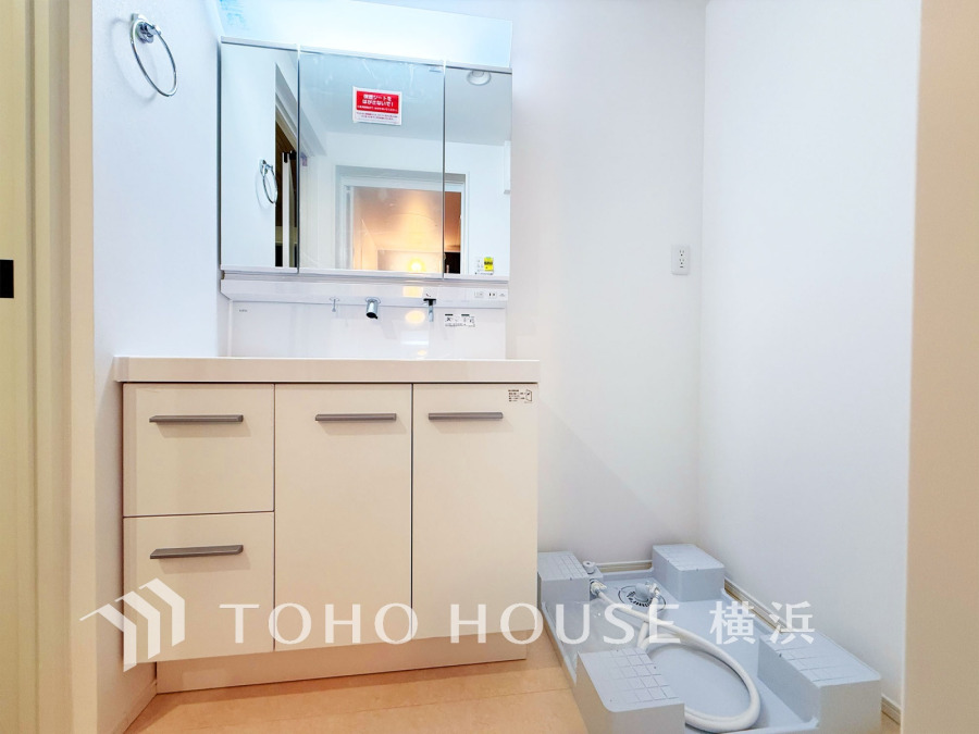 一日の始まりと終わりを心地よく演出してくれる、多彩な機能が備えられたパウダールーム。心地よいリフレッシュ空間です。