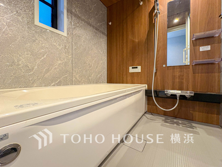 1日の疲れを取り心身を癒すことができる住まいの中のリラクゼーション空間、リラックスできるよう優しいカラーをチョイスしました。時を忘れるほどのんびりできる空間に。