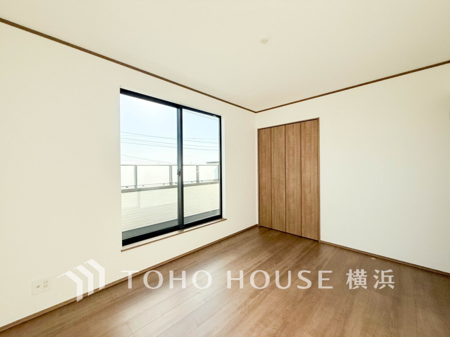 感性を育むプライベートルームはシンプルでスマートな空間。好みの空間で読書をしたり、音楽を聞いたりと一人の時間も充実したものにできます。