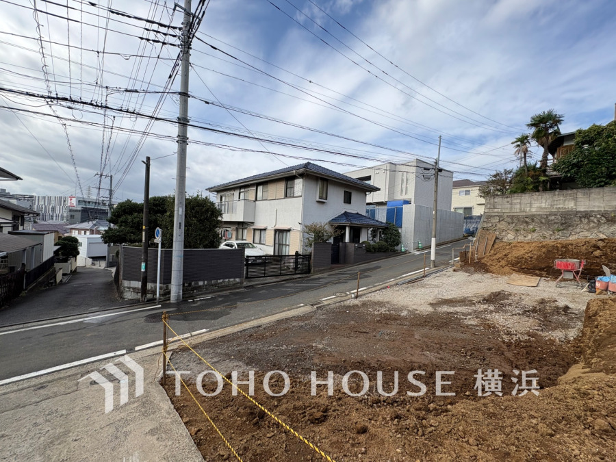 南西角地につき、陽当り良好で開放感があります