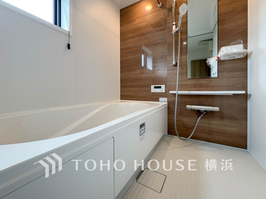 1日の疲れを取り心身を癒すことができる住まいの中のリラクゼーション空間、バスルーム。心からゆったりと寛いでいただけるよう、ゆとりのスペースを確保しています。