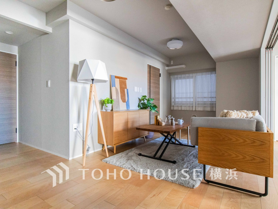 ここから始まる「日常」はご家族にとって大切で貴重な時間。少しでも豊かに、少しでも快適に。そんな想いから生まれた本邸宅は、これから先のお住まいをきっと支えてくれるはずです。