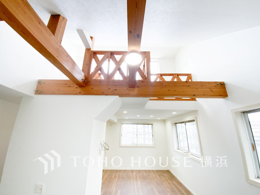 ご家族やお客様との時間など、多くの時を刻む空間。何気なく過ぎる時でさえも上質なひと時となる快適な空間を目指して。