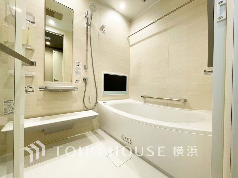 1日の疲れを取り心身を癒すことができる住まいの中のリラクゼーション空間、リラックスできるよう優しいカラーをチョイスしました。時を忘れるほどのんびりできる空間に。