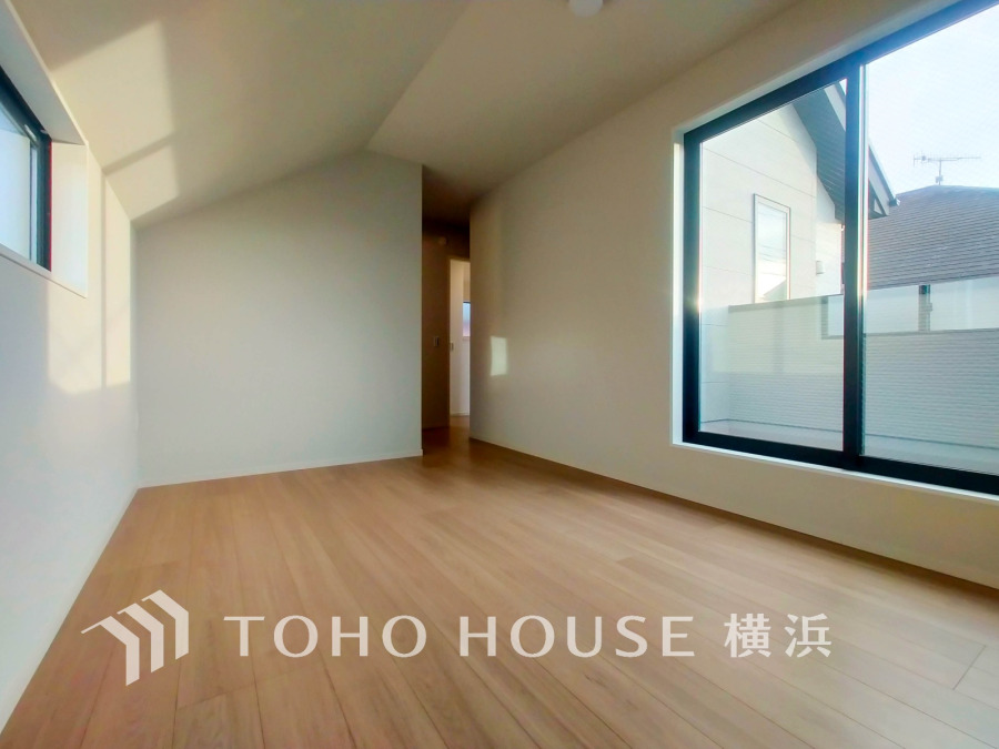 穏やかな寛ぎを届ける上質仕様のゆとりあるお部屋。自分時間を充実させながら心豊かにできるプライベート空間。