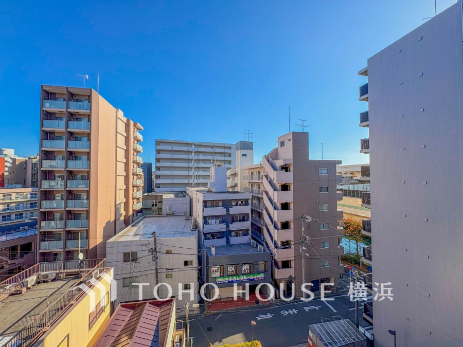 時の流れと共に装いを変える街の景観を独り占め。この街ならではの美しい風景を心ゆくまでお楽しみ下さい。