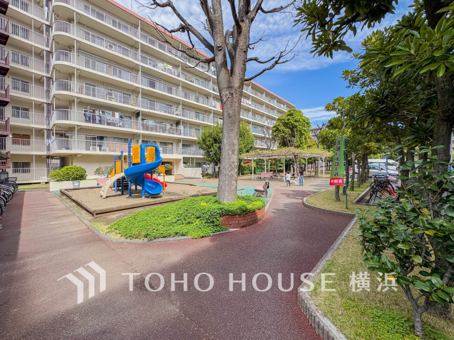 総戸数269戸の大規模コミュニティで共用部分も充実しています。