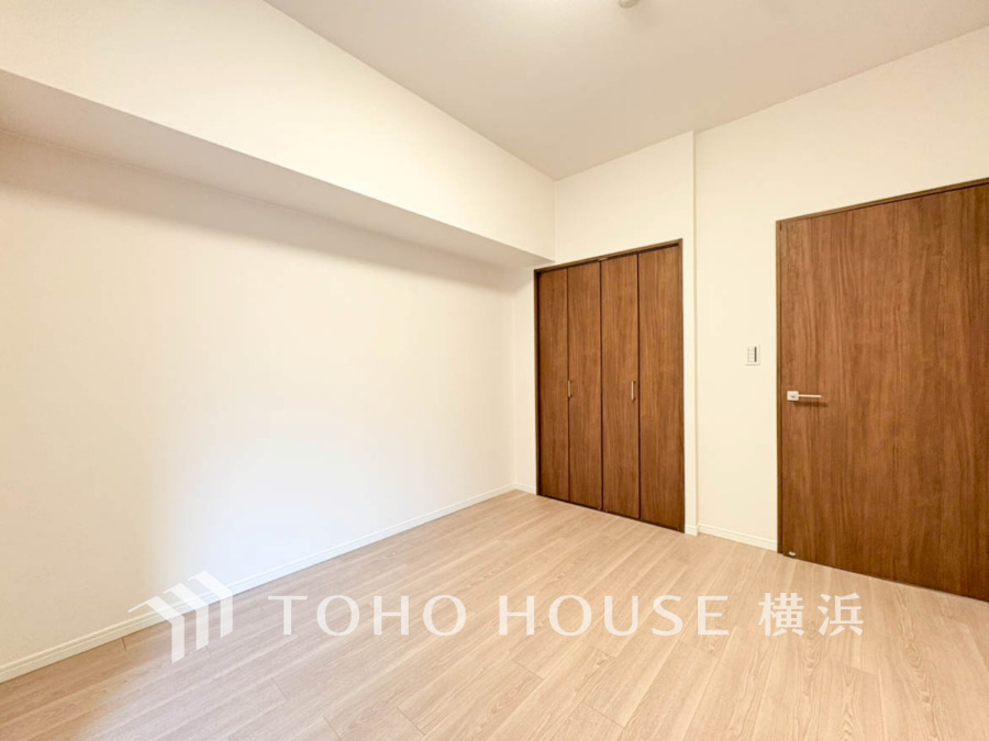 穏やかな寛ぎを届ける上質仕様のゆとりあるお部屋。自分時間を充実させながら心豊かにできるプライベート空間。