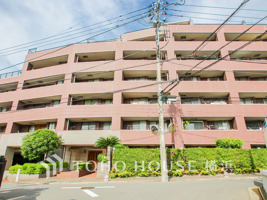 時間のゆとりと空間、爽やかな陽光がもたらす光と風を贅沢なまでに感じる暮らしが始まります。