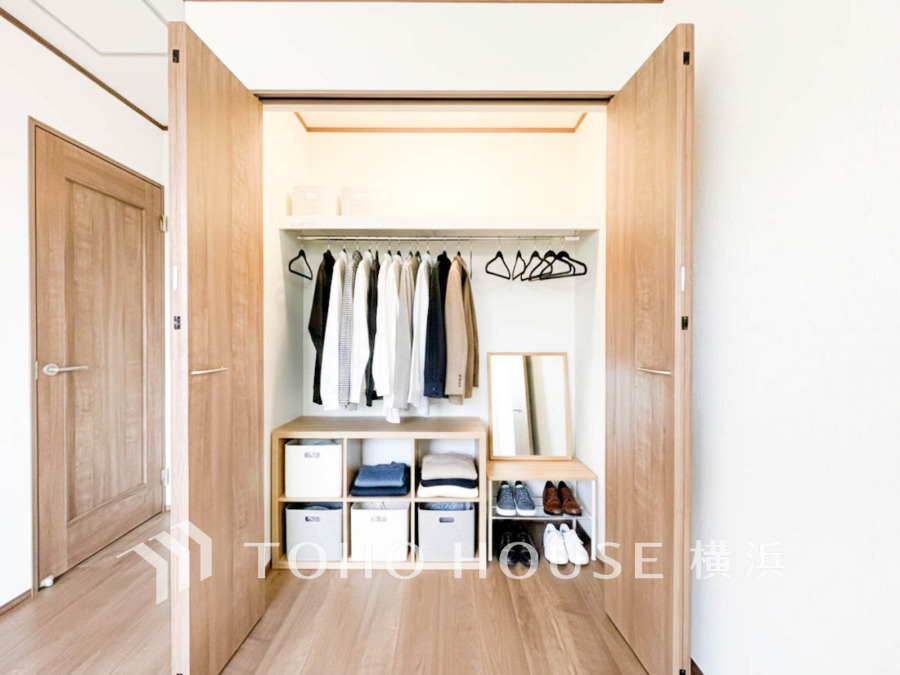 住まいの快適性を左右する収納は欲しい場所に使い勝手のよい収納を確保しています。（装飾品はＡＩ加工です）