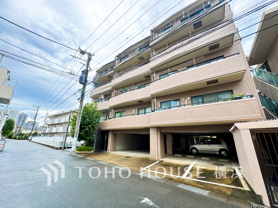 流行に左右されず、将来にわたって価値が継続する「上質」な佇まい。おしゃれな雰囲気や自然の潤い、親しみやすさといった個性を、街に新たな価値をもたらし続ける。