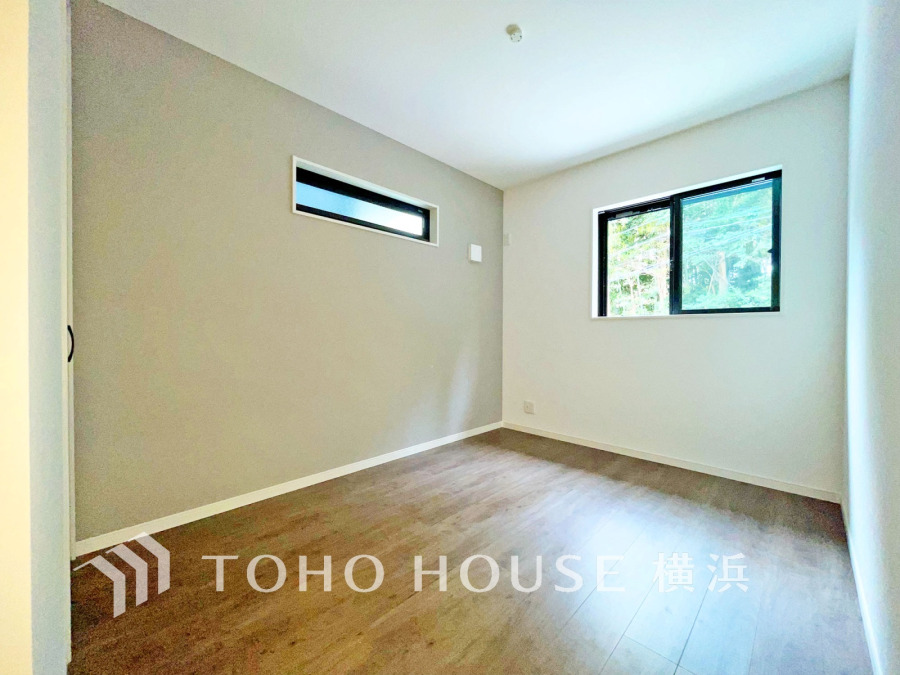 感性を育むプライベートルームはシンプルでスマートな空間。好みの空間で読書をしたり、音楽を聞いたりと一人の時間も充実したものにできます。