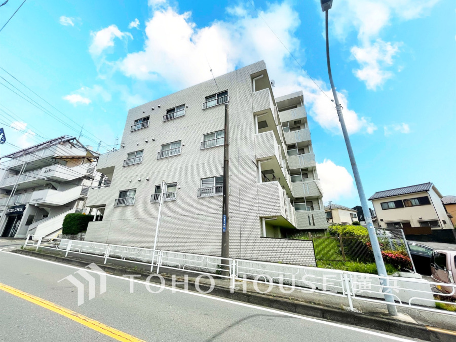流行に左右されず、将来に渡って価値が継続する「上質」な佇まい。お洒落な雰囲気や自然の潤い、親しみやすさといった個性を、街に新たな価値をもたらし続ける。