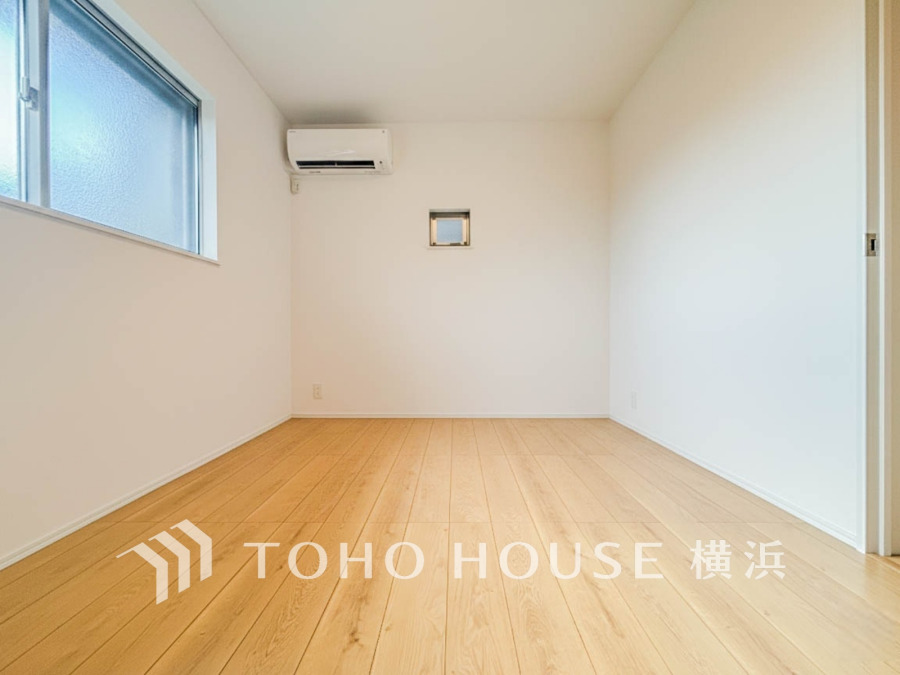 感性を育むプライベートルームはシンプルでスマートな空間。好みの空間で読書をしたり、音楽を聞いたりと一人の時間も充実したものにできます。