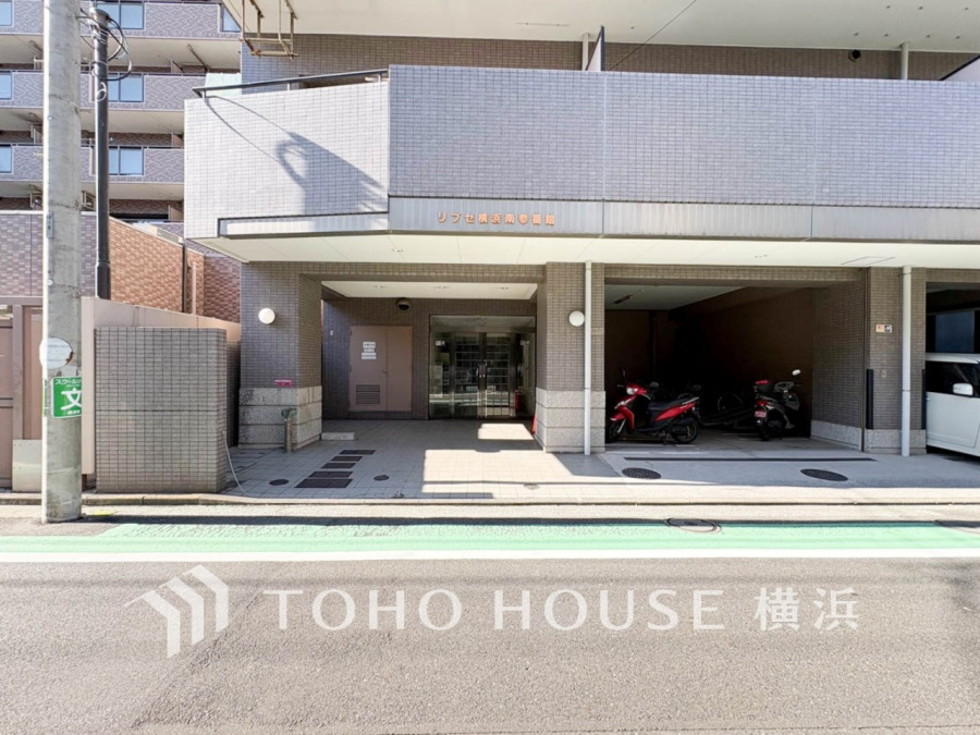 帰宅されるご家族や訪れる方を優しく迎え、安らぎに満ちた生活空間を予感させてくれます。