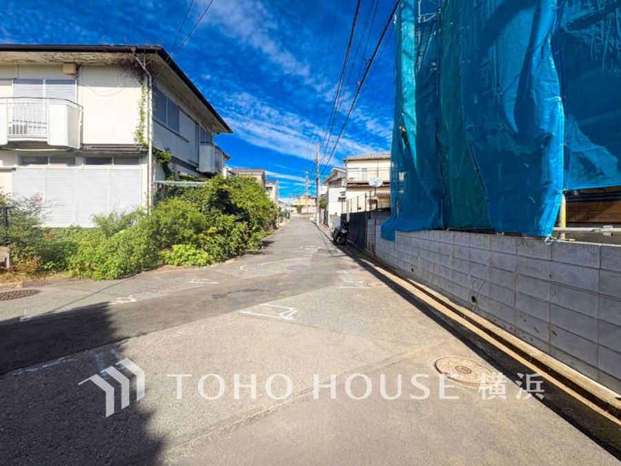 穏やかな住環境で子育てファミリーにもおすすめです。（2026年10月撮影）