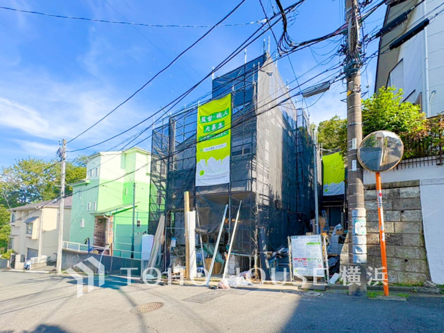 快適さや豊かさはもちろん、未来まで考えた家造りをテーマに建築されます。（2026年8月撮影）