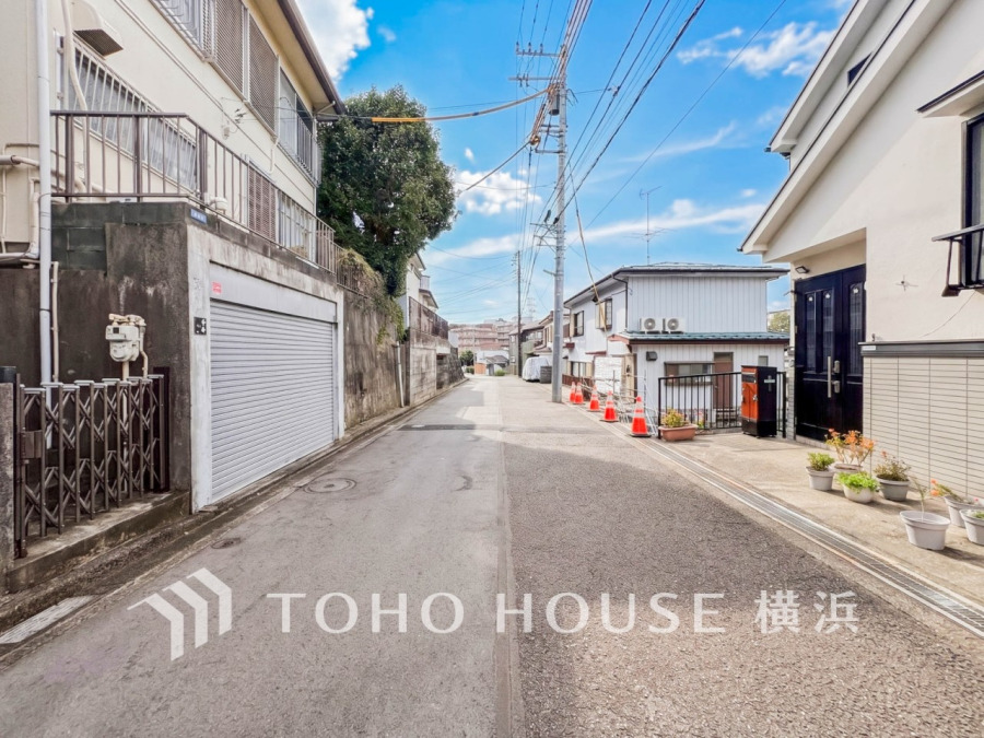 穏やかな住環境で子育てファミリーにもおすすめです。（2026年10月撮影）