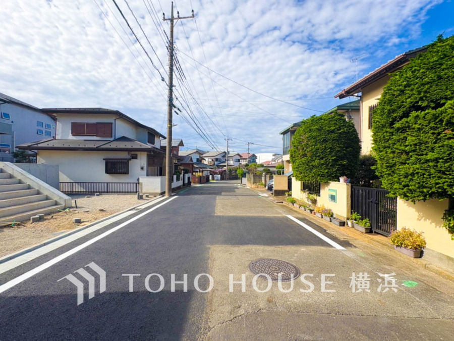 穏やかな住環境で子育てファミリーにもおすすめです。（2026年10月撮影）