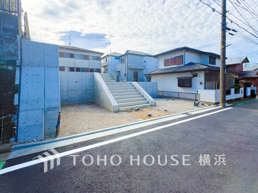 街と住まいが心地よい暮らしを演出します。（2026年10月撮影）