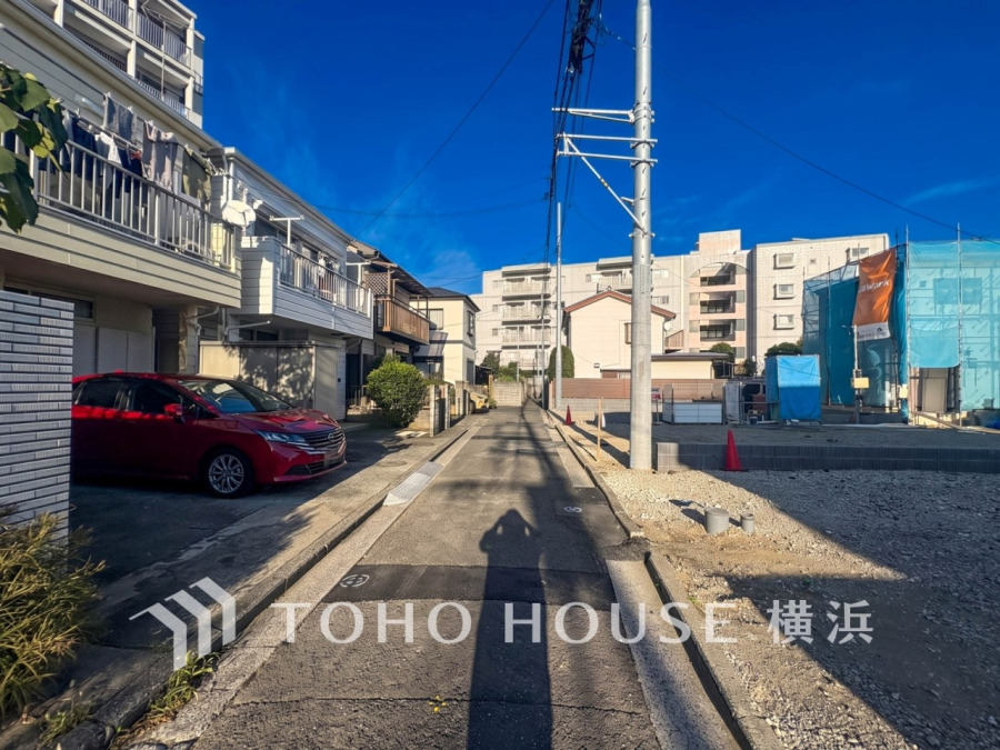 家の良し悪しだけでなく周辺環境も重要なポイント。（2026年10月撮影）